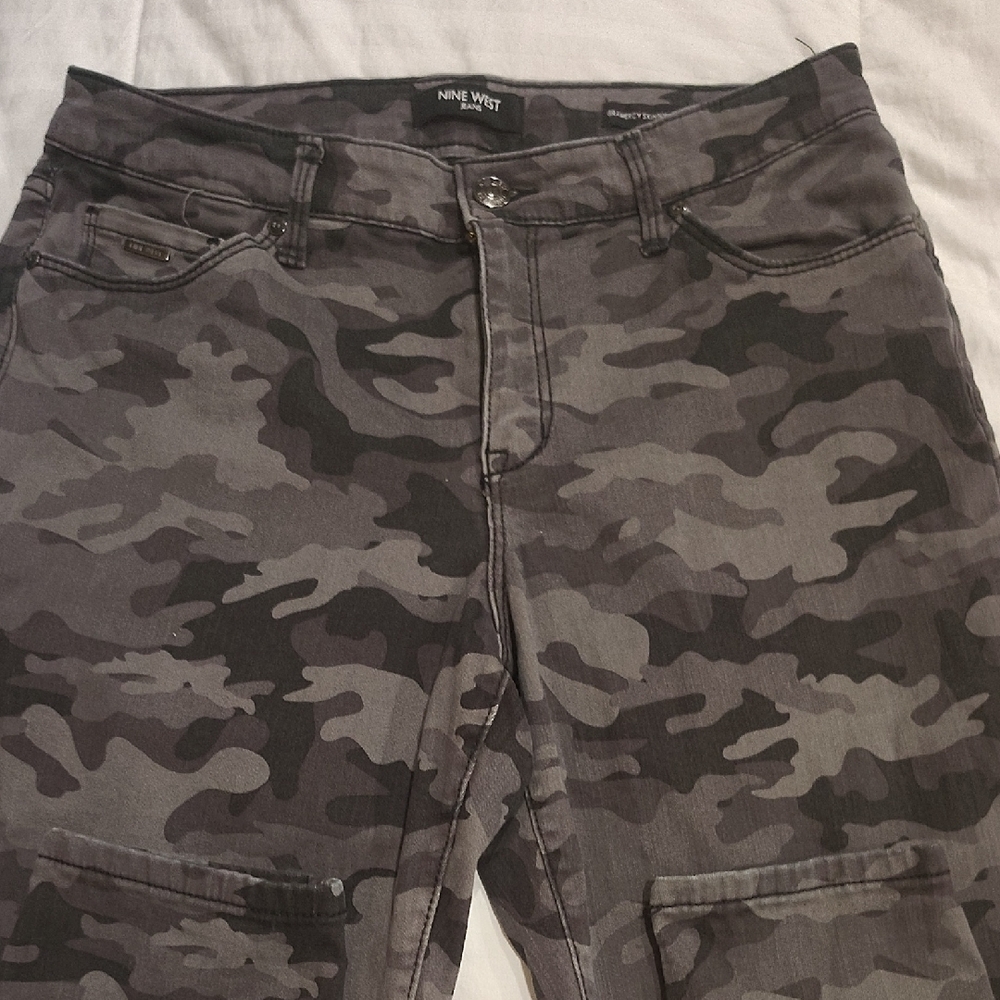 Nine West Gray Camo Gramercy Skinny Ankle Jeans